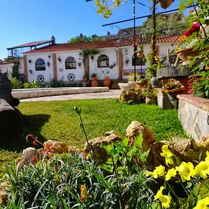 Bed and breakfast Casa Proyecto Pepe Bravo - Arte De Manos Y Corazón España